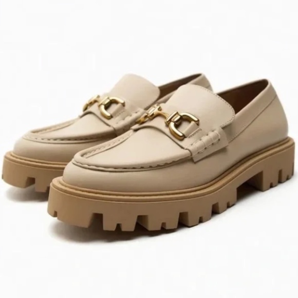 Zara Shoes - NWT ZARA WOMENS CHUNKY LOAFER SHOES SIZE 38 LIGHT TAN LEATHER GOLD HARDWARE